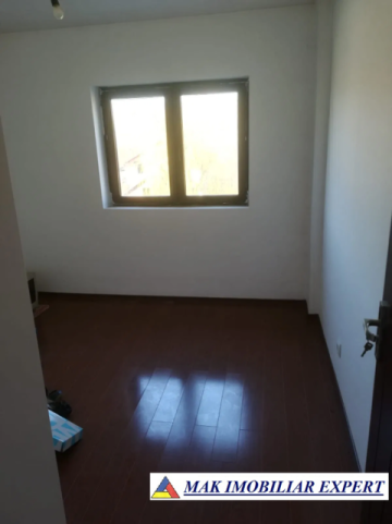 vand-apartament-4-camere-confort-1-et-3-inapa-sarata-campulung-muscel-arges-2