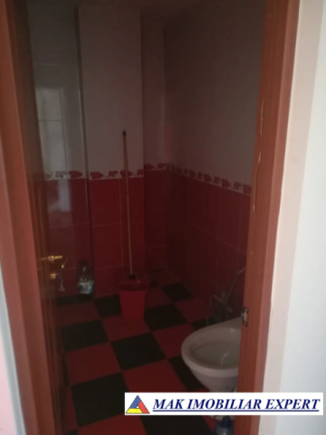 vand-apartament-4-camere-confort-1-et-3-inapa-sarata-campulung-muscel-arges-6