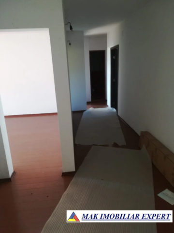 vand-apartament-4-camere-confort-1-et-3-inapa-sarata-campulung-muscel-arges-5