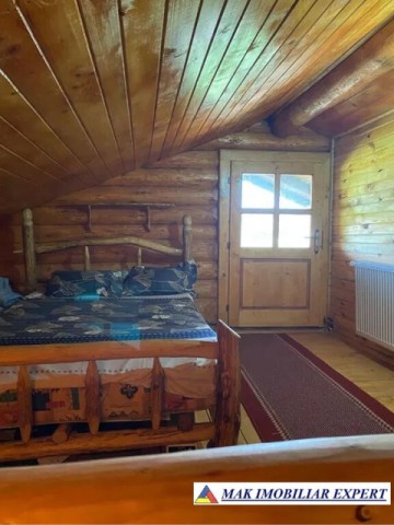 cabana-din-lemn-cu-3-camere-si-teren-de-340-mp-de-vanzare-in-ciocanu-dambovicioara-arges-5
