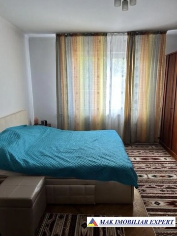 vila-4-camere-teren-200-mp-de-vanzare-in-centru-campulung-muscel-arges-9