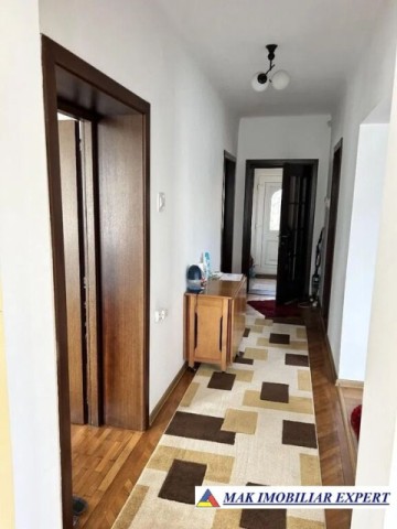 vila-4-camere-teren-200-mp-de-vanzare-in-centru-campulung-muscel-arges-10