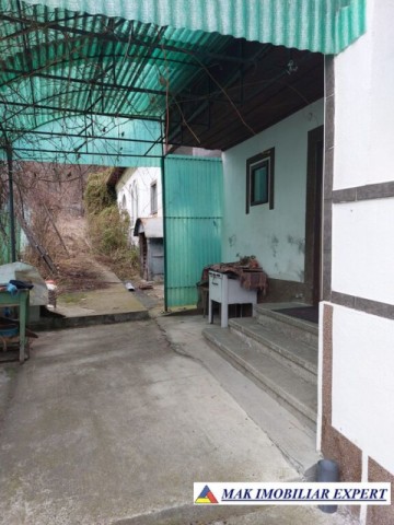 vand-casa-si-anexa-demolabila-cu-teren-de-916-mp-in-centru-campulung-muscel-arges-27