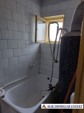 vand-casa-si-anexa-demolabila-cu-teren-de-916-mp-in-centru-campulung-muscel-arges-24