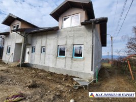 vila-noua-de-vanzare-6-camere-teren-1700-mp-grui-campulung-muscel-arges-4