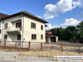 casa-6-camere-cu-teren-de-1047-mp-de-vanzare-in-domnesti-arges-locuinta-spatioasa-si-moderna