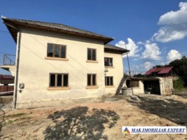casa-6-camere-cu-teren-de-1047-mp-de-vanzare-in-domnesti-arges-locuinta-spatioasa-si-moderna-2