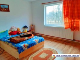 vila-6-camere-teren-1500-mp-de-vanzare-in-stalpeni-arges-14