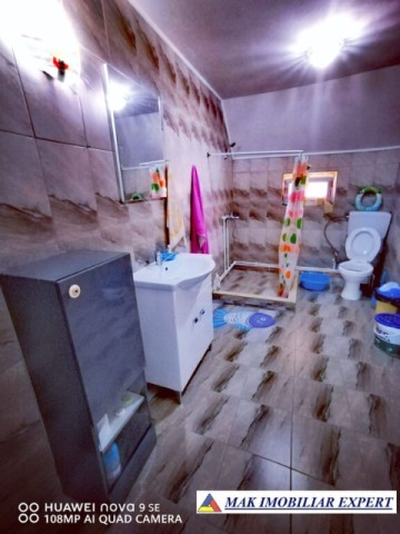 vila-6-camere-teren-1500-mp-de-vanzare-in-stalpeni-arges-17