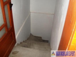 casaspatiu-2-camere-124-mp-de-inchiriat-in-centru-campulung-muscel-arges-12