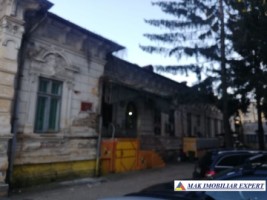vand-vila-de-patrimoniu-cu-14-camere-si-teren-de-969-mp-pitesti-arges-10