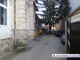 vand-vila-de-patrimoniu-cu-14-camere-si-teren-de-969-mp-pitesti-arges-11