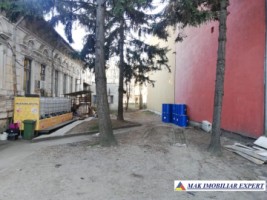 vand-vila-de-patrimoniu-cu-14-camere-si-teren-de-969-mp-pitesti-arges-23