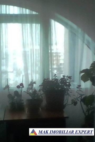 vand-vila-duplex-cu-4-nivele-si-iesire-la-2-strazi-pitesti-arges-3