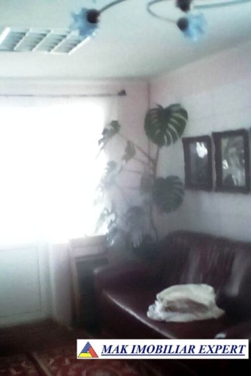 vand-vila-duplex-cu-4-nivele-si-iesire-la-2-strazi-pitesti-arges-2