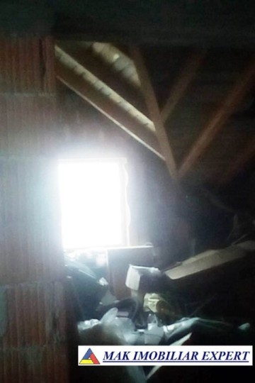 vand-vila-duplex-cu-4-nivele-si-iesire-la-2-strazi-pitesti-arges-11