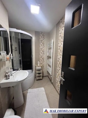 apartament-3-camere-cf-1-et-24-campulung-6