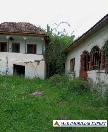 casa-batraneasca-si-gradina-cu-2500-mp-teren-de-vanzare-mihaesti-arges