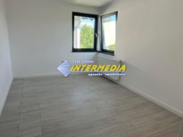casa-4-camere-finisata-complet-cetate-cu-toate-utilitatile-9