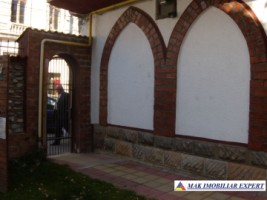 rezervat-dec-2025-de-vanzare-spatiu-comercial-locuinta-e-vila-7-camere-centru-campulung-muscel-arges-9