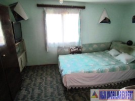 casa-cu-2-camere-si-teren-de-750-mp-de-vanzare-in-poienarii-de-muscel-arges-11