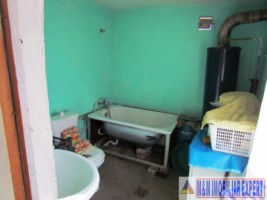 casa-cu-2-camere-si-teren-de-750-mp-de-vanzare-in-poienarii-de-muscel-arges-6