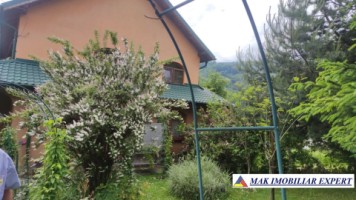 de-vanzare-vila-5-camere-cu-teren-de-1100-mp-in-dragoslavele-arges-4