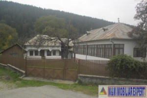 casa-memoriala-g-ral-vasile-milea-in-leresti-arges-rezervata-momentan-2