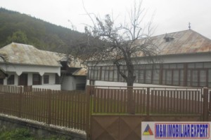 casa-memoriala-g-ral-vasile-milea-in-leresti-arges-rezervata-momentan-4