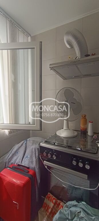 garsoniera-zona-scoala-13-in-bloc-de-apartamente-etaj-4-cu-sarpanta-5
