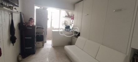 garsoniera-zona-scoala-13-in-bloc-de-apartamente-etaj-4-cu-sarpanta-14