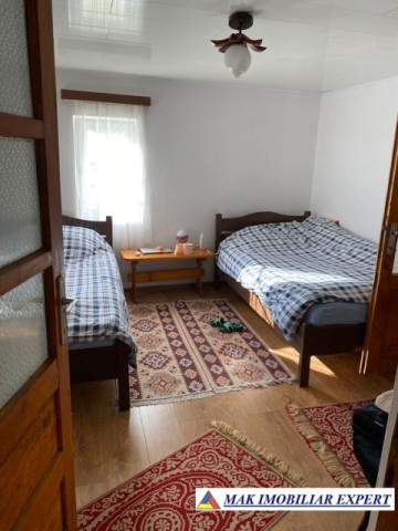 casa-musceleana-cu-3-camere-si-teren-de-2000-mp-de-vanzare-in-bughea-de-sus-arges-12