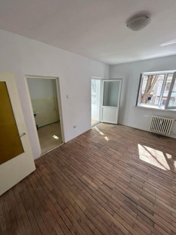 garsoniera-de-vanzare-zona-calea-nationala-pret-27000-usor-negociabil-1