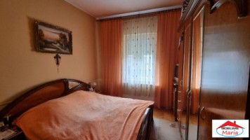 casa-in-zona-centrala-cu-garaj-id-22671-6
