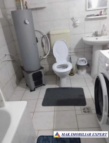 casa-5-camere-teren-4430-mp-de-vanzare-in-pietrosani-domnesti-arges-2