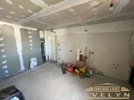 apartament-4-camere-suprafata-90mp-zona-mall-pret-96000-euro-negociabil-1