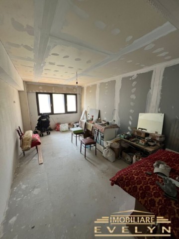 apartament-4-camere-suprafata-90mp-zona-mall-pret-96000-euro-negociabil-2