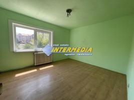apartament-4-camere-decomandat-de-vanzare-in-alba-iulia-cetate-7