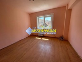 apartament-4-camere-decomandat-de-vanzare-in-alba-iulia-cetate-14