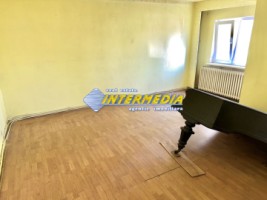 apartament-4-camere-decomandat-de-vanzare-in-alba-iulia-cetate-17