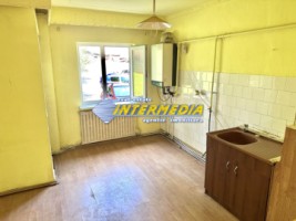apartament-4-camere-decomandat-de-vanzare-in-alba-iulia-cetate-18