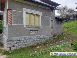 casa-4-camere-teren-5126-mp-de-vanzare-in-dambovicioara-arges-ideala-pentru-locuinta-de-familie-sau-vacanta-2