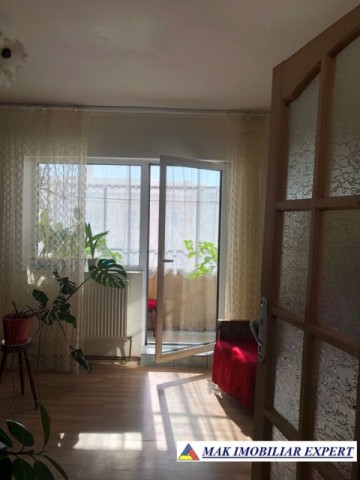urgent-de-vanzare-apartament-2-camere-confort-1-etaj-44-visoi-campulung-muscel-arges-2