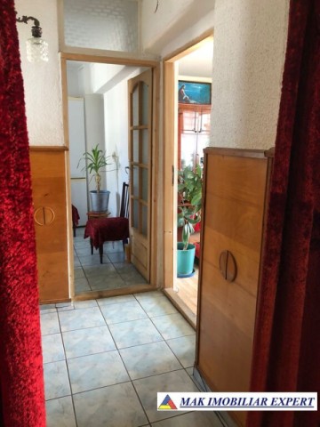 urgent-de-vanzare-apartament-2-camere-confort-1-etaj-44-visoi-campulung-muscel-arges-7