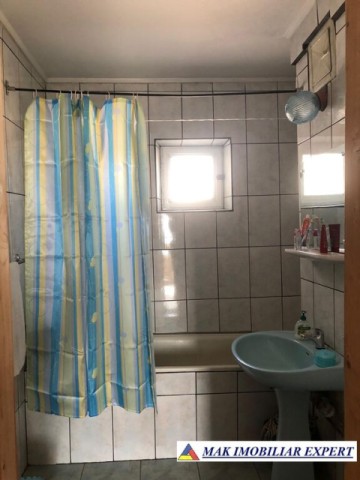 urgent-de-vanzare-apartament-2-camere-confort-1-etaj-44-visoi-campulung-muscel-arges-11