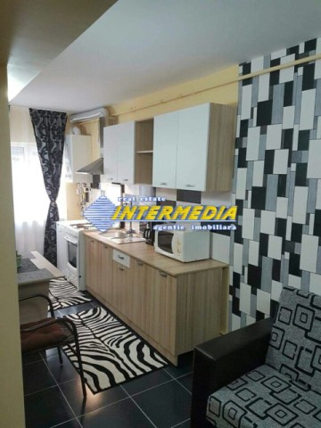 garsoniera-de-inchiriat-in-alba-iulia-32-mp-finisata-si-mobilata-complet-3