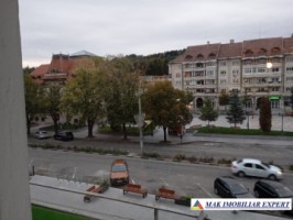 apartament-3-camere-confort-1-etaj-24-de-vanzare-in-centru-campulung-muscel-arges-ideal-pentru-locuinta-meta-descriere-15