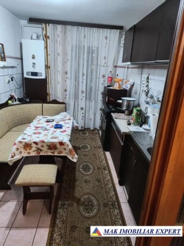 vand-apartament-2-camere-confort-1-etaj-14-de-vanzare-in-focsani-vrancea-5