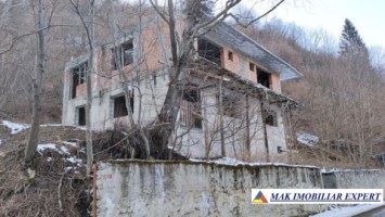 vila-8-camere-teren-500-mp-de-vanzare-in-rucar-satic-arges-2