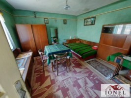 vanzare-casa-cu-4000-mp-teren-in-comuna-berghin-1